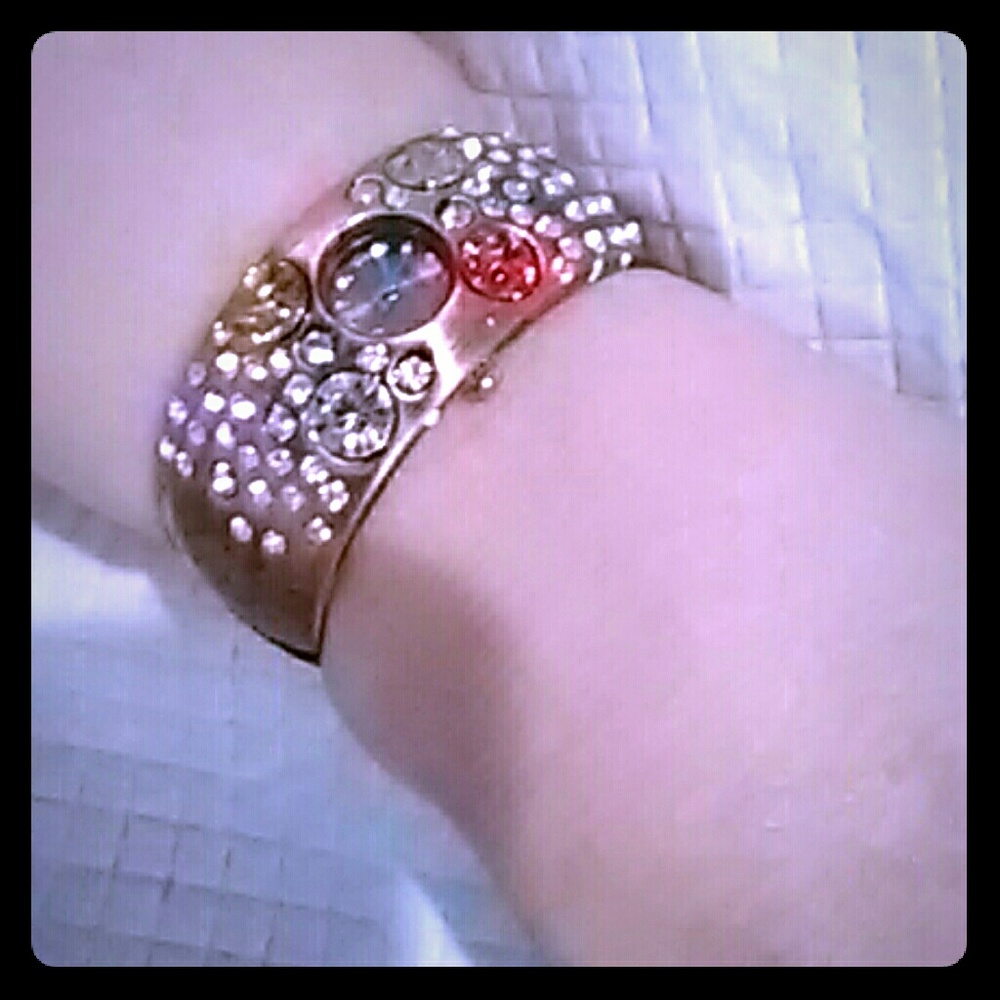 Ladies bracelet watch